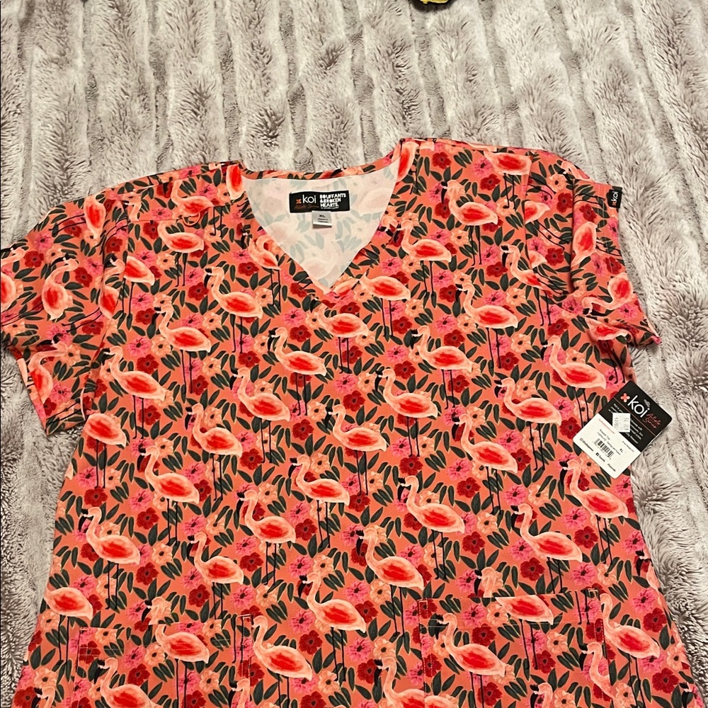 koi Coral Pink Floral flamingo nwt V-Neck Scrub Top Kendra Dandy